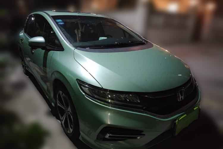 Used Honda Jade 2017 210 TURBO CVT Luxury Edition 5 Seats Front Right 45 Deg