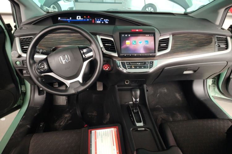Used Honda Jade 2017 1.8L automatic Comfort version 5 seats Interior 2