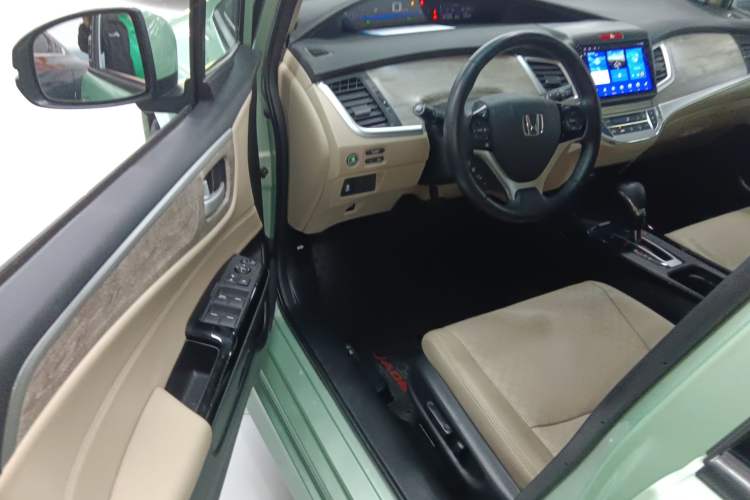 Used Honda Jade 2017 210 TURBO CVT Luxury Edition 5 Seats Interior 3