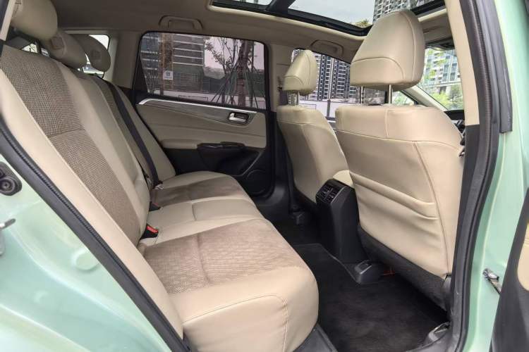 Used Honda Jade 2017 210TURBO CVT Fashion Edition 5-seater Interior 4