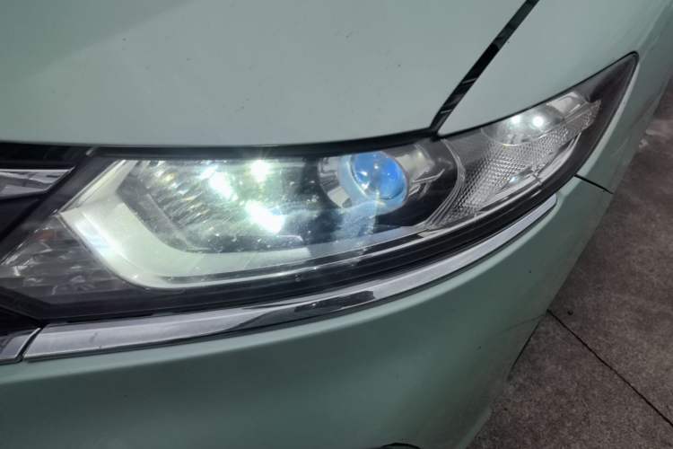 Used Honda Jade 2017 1.8L automatic Comfort version 5 seats Left Front Headlight