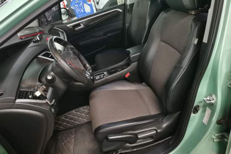 Used Honda Jade 2017 1.8L automatic Comfort version 5 seats Left Front Seat