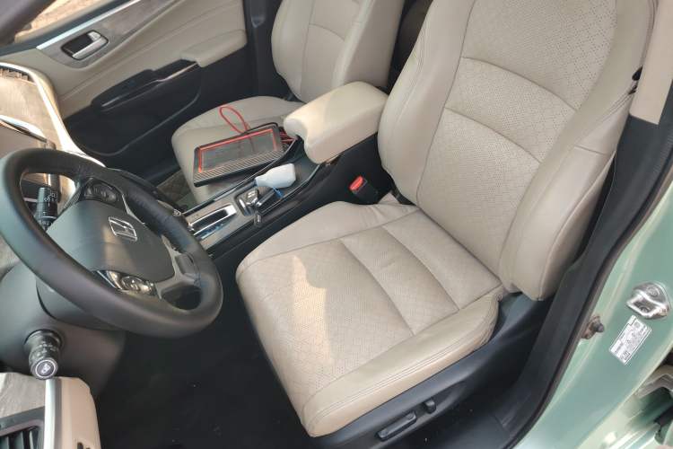 Used Honda Jade 2017 210 TURBO CVT Luxury Edition 5 Seats Left Front Seat