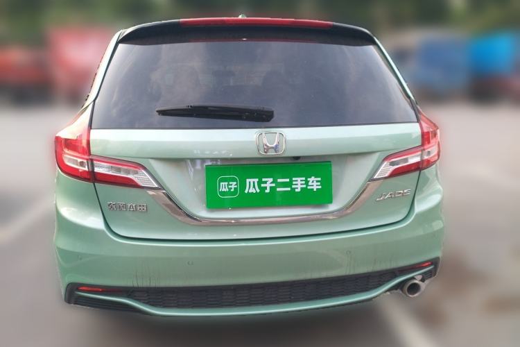 Used Honda Jade 2017 1.8L automatic Comfort version 5 seats Rear