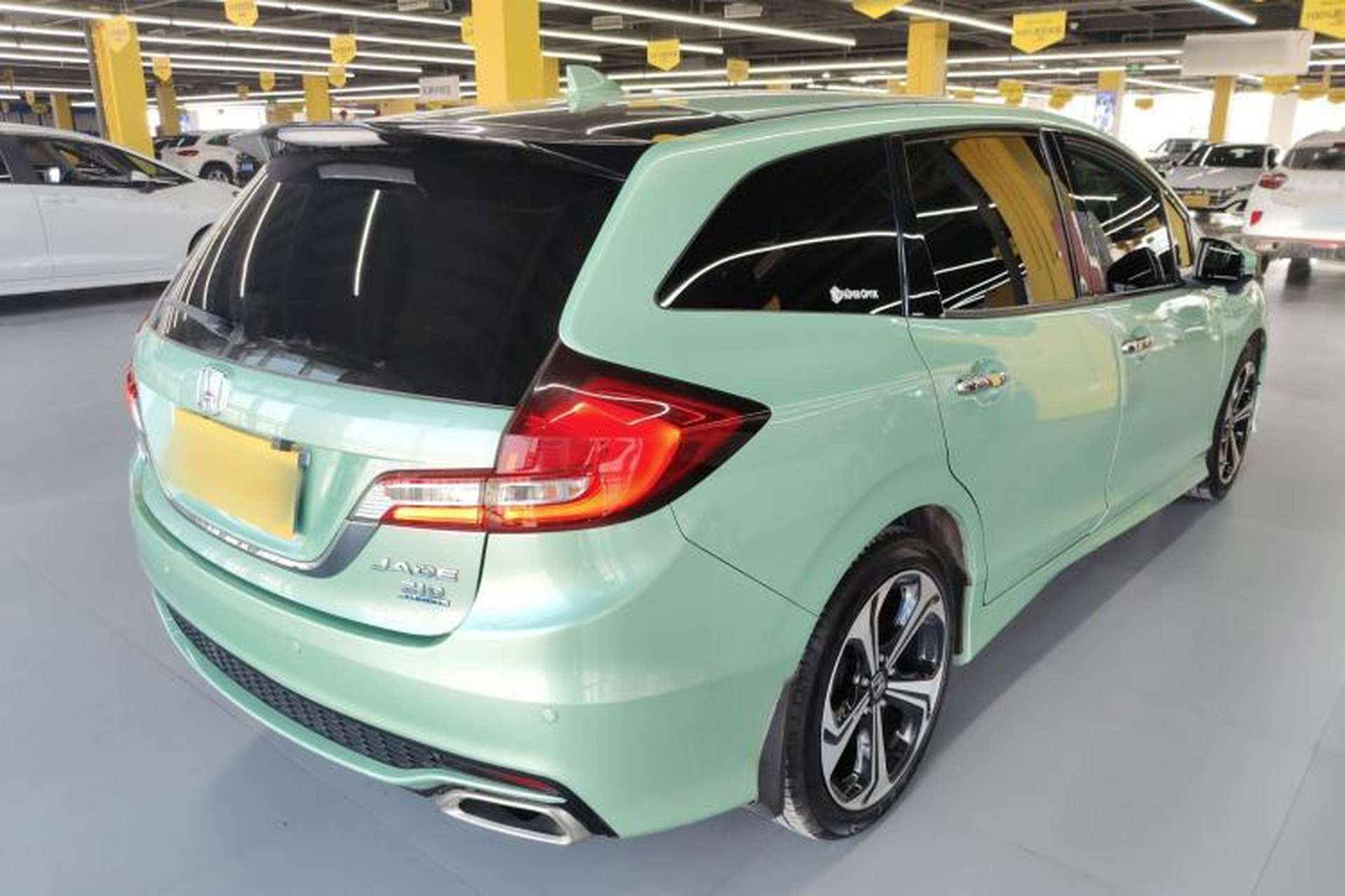 Used Honda Jade 2017 210 TURBO CVT Luxury Edition 5 Seats Rear Right 45 Deg