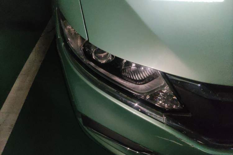 Used Honda Jade 2017 1.8L automatic Comfort version 5 seats Right Front Headlight