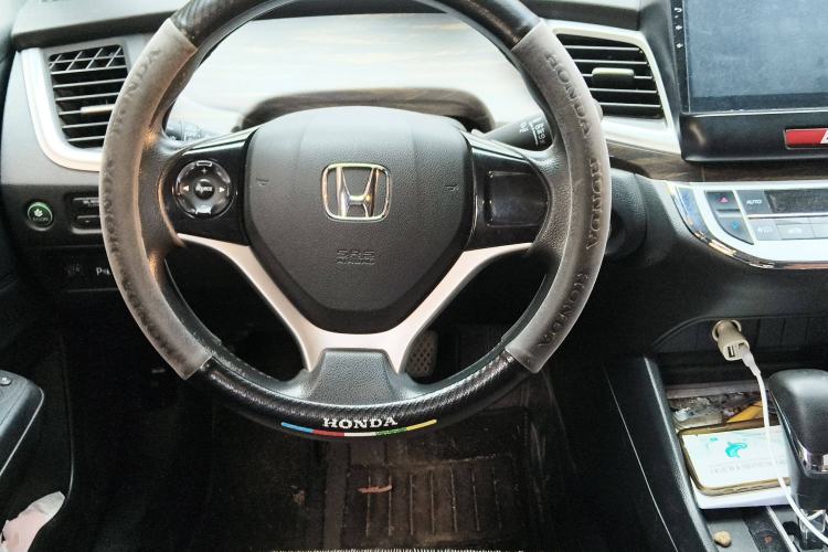 Used Honda Jade 2017 1.8L automatic Comfort version 5 seats Steering Wheel