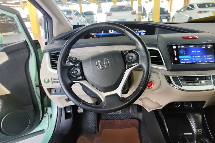 Used Honda Jade 2017 210 TURBO CVT Luxury Edition 5 Seats Steering Wheel