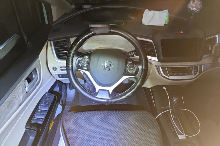 Used Honda Jade 2017 210 TURBO CVT Luxury Edition 5 Seats Steering Wheel