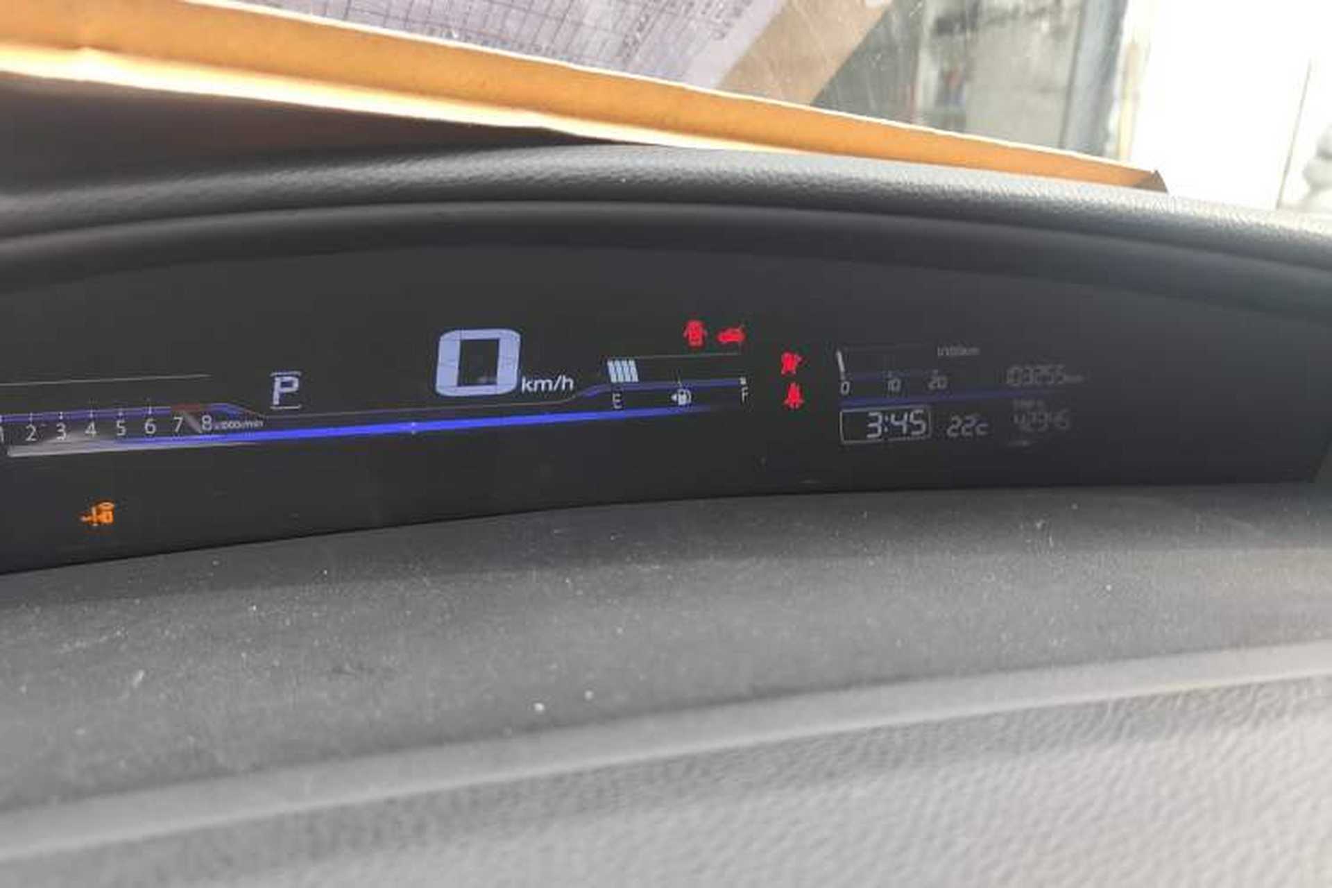 Used Honda Jade 2017 1.8L automatic Comfort version 5 seats Instrument Cluster