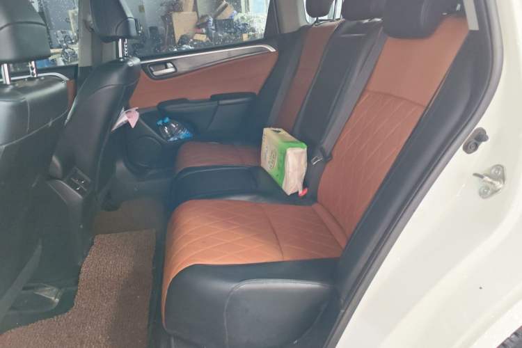 Used Honda Jade 2017 1.8L automatic Comfort version 5 seats Left Rear Seat