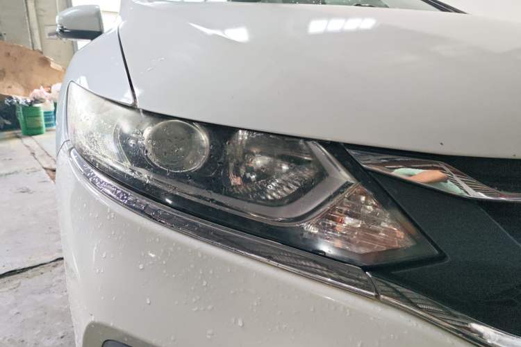Used Honda Jade 2017 1.8L automatic Comfort version 5 seats Right Front Headlight