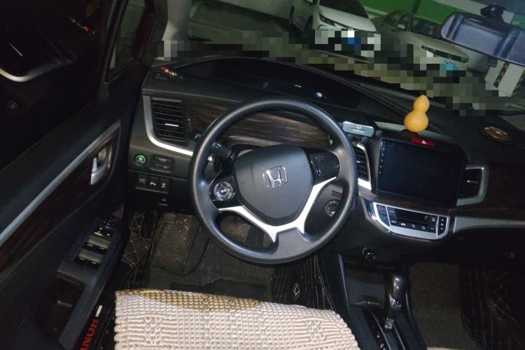 Used Honda Jade 2017 1.8L automatic Comfort version 5 seats Steering Wheel