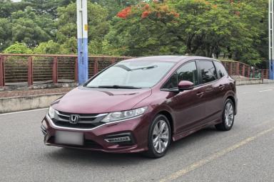 Used Honda Jade 2017 1.8L automatic Comfort version 5 seats