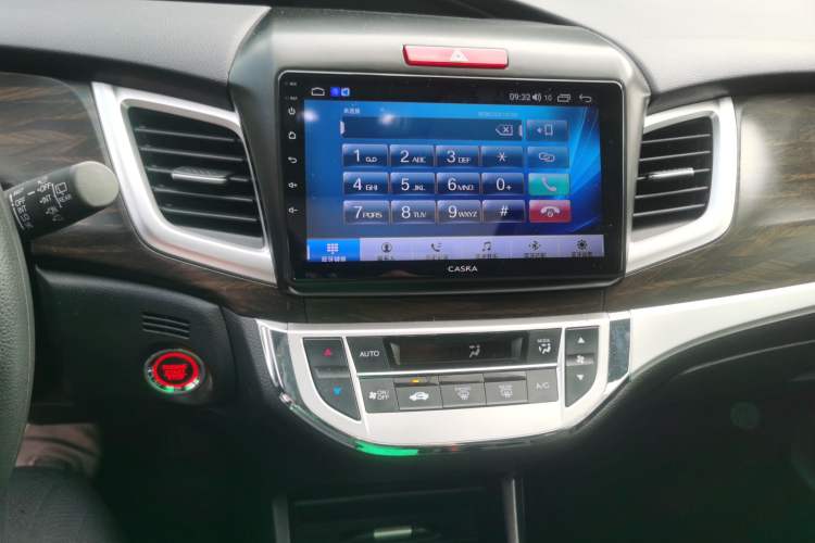 Used Honda Jade 2017 1.8L automatic Comfort version 5 seats Audio And AC Panel
