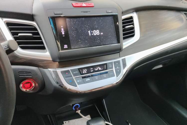 Used Honda Jade 2017 210TURBO CVT Luxury Edition 6 Seats Audio And AC Panel