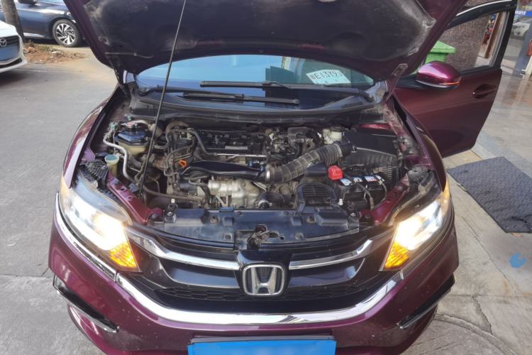 Used Honda Jade 2017 210TURBO CVT Fashion Edition 5-seater Engine Bay
