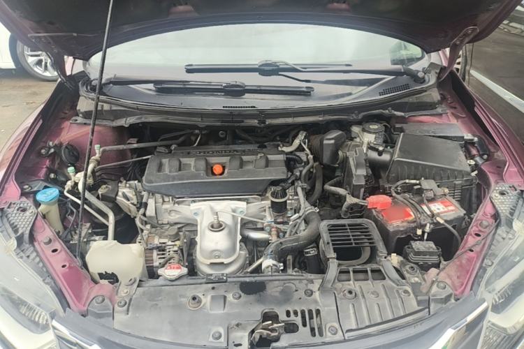 Used Honda Jade 2017 1.8L automatic Comfort version 5 seats Engine Bay