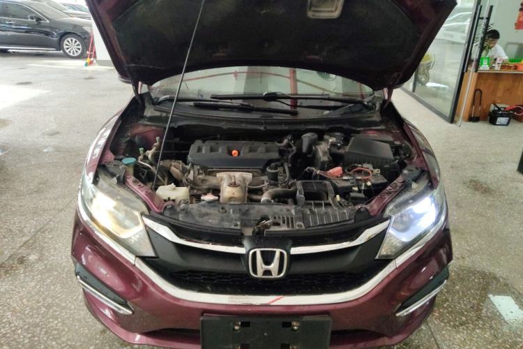Used Honda Jade 2017 1.8L automatic Comfort version 5 seats Engine Bay