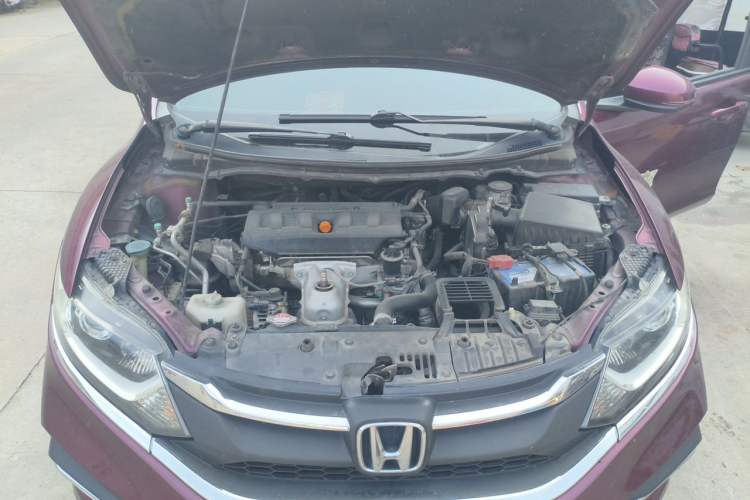 Used Honda Jade 2017 1.8L automatic Comfort version 5 seats Engine Bay