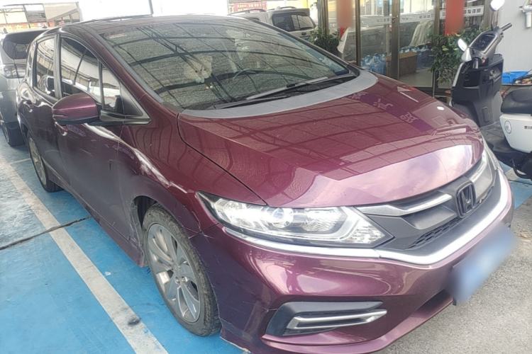 Used Honda Jade 2017 1.8L automatic Comfort version 5 seats Exterior 1