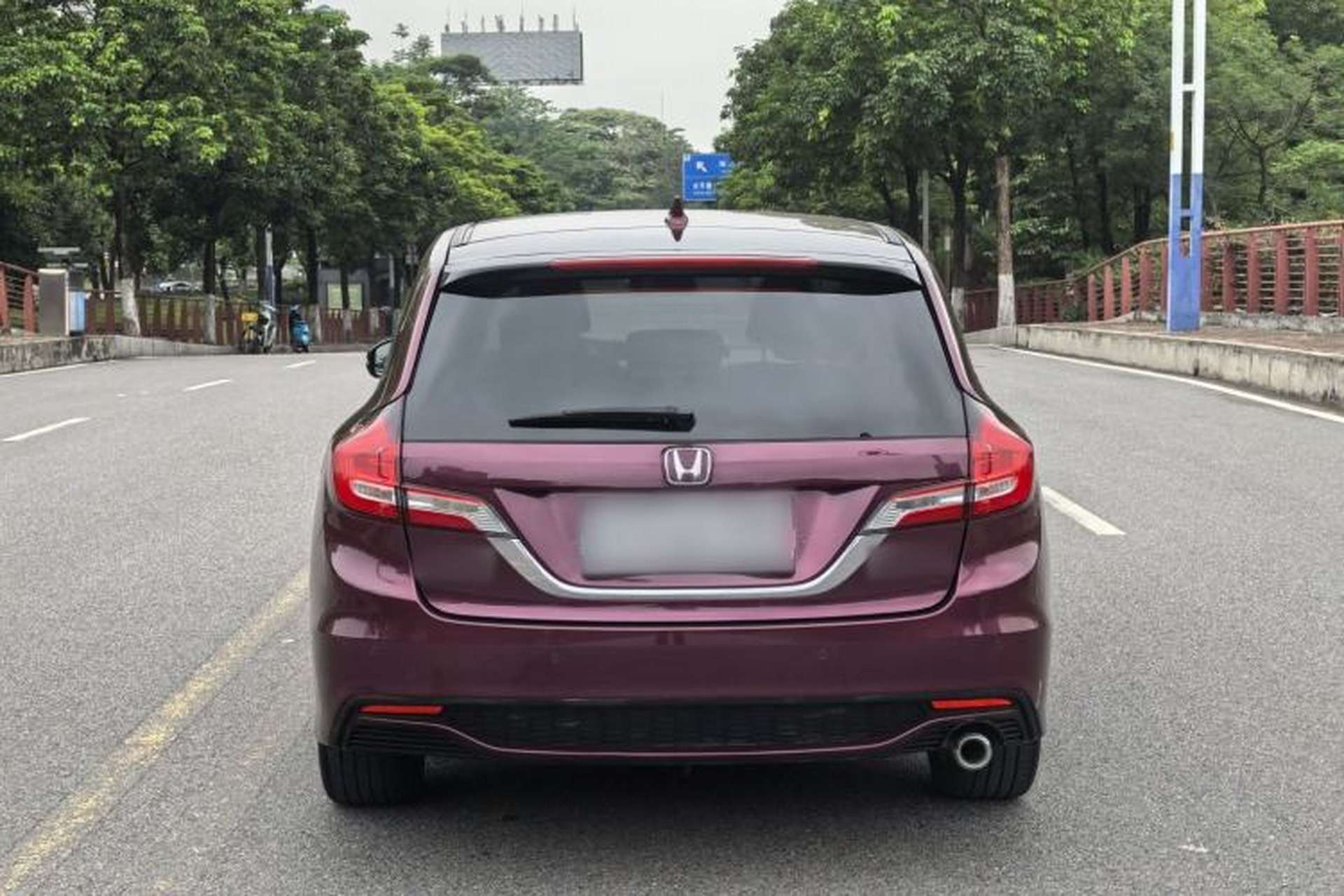 Used Honda Jade 2017 1.8L automatic Comfort version 5 seats Exterior 5