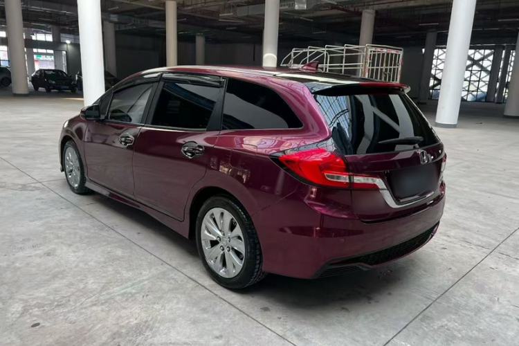 Used Honda Jade 2017 1.8L automatic Comfort version 5 seats Exterior 5