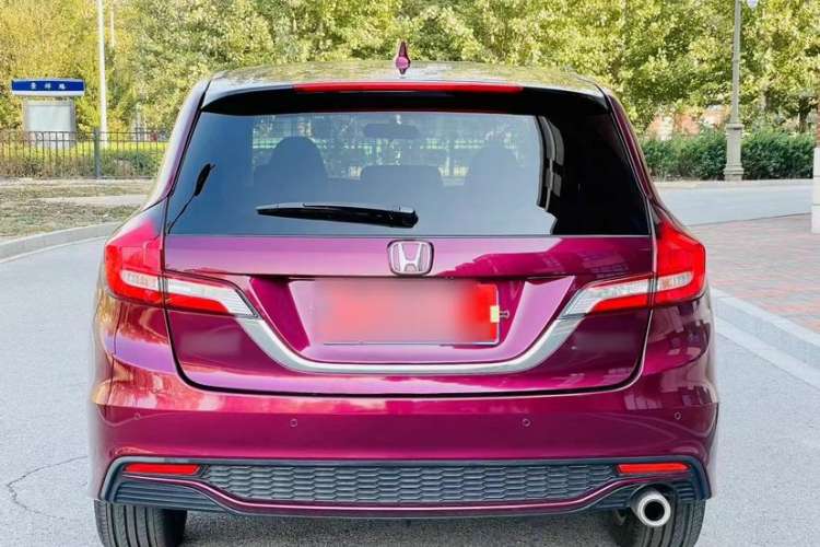 Used Honda Jade 2017 1.8L automatic Comfort version 5 seats Exterior 5
