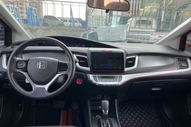Used Honda Jade 2017 1.8L automatic Comfort version 5 seats Exterior 8