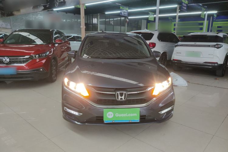Used Honda Jade 2017 1.8L automatic Comfort version 5 seats Front