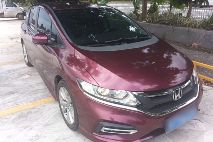Used Honda Jade 2017 1.8L automatic Comfort version 5 seats Front Right 45 Deg