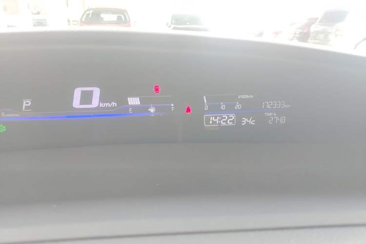 Used Honda Jade 2017 1.8L automatic Comfort version 5 seats Instrument Cluster