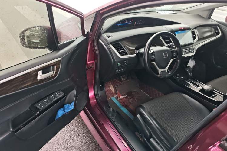 Used Honda Jade 2017 210TURBO CVT Fashion Edition 5-seater Interior 3