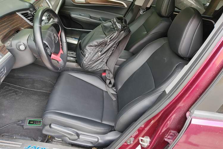 Used Honda Jade 2017 1.8L automatic Comfort version 5 seats Left Front Seat