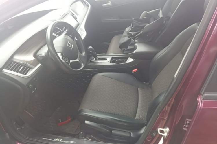 Used Honda Jade 2017 1.8L automatic Comfort version 5 seats Left Front Seat