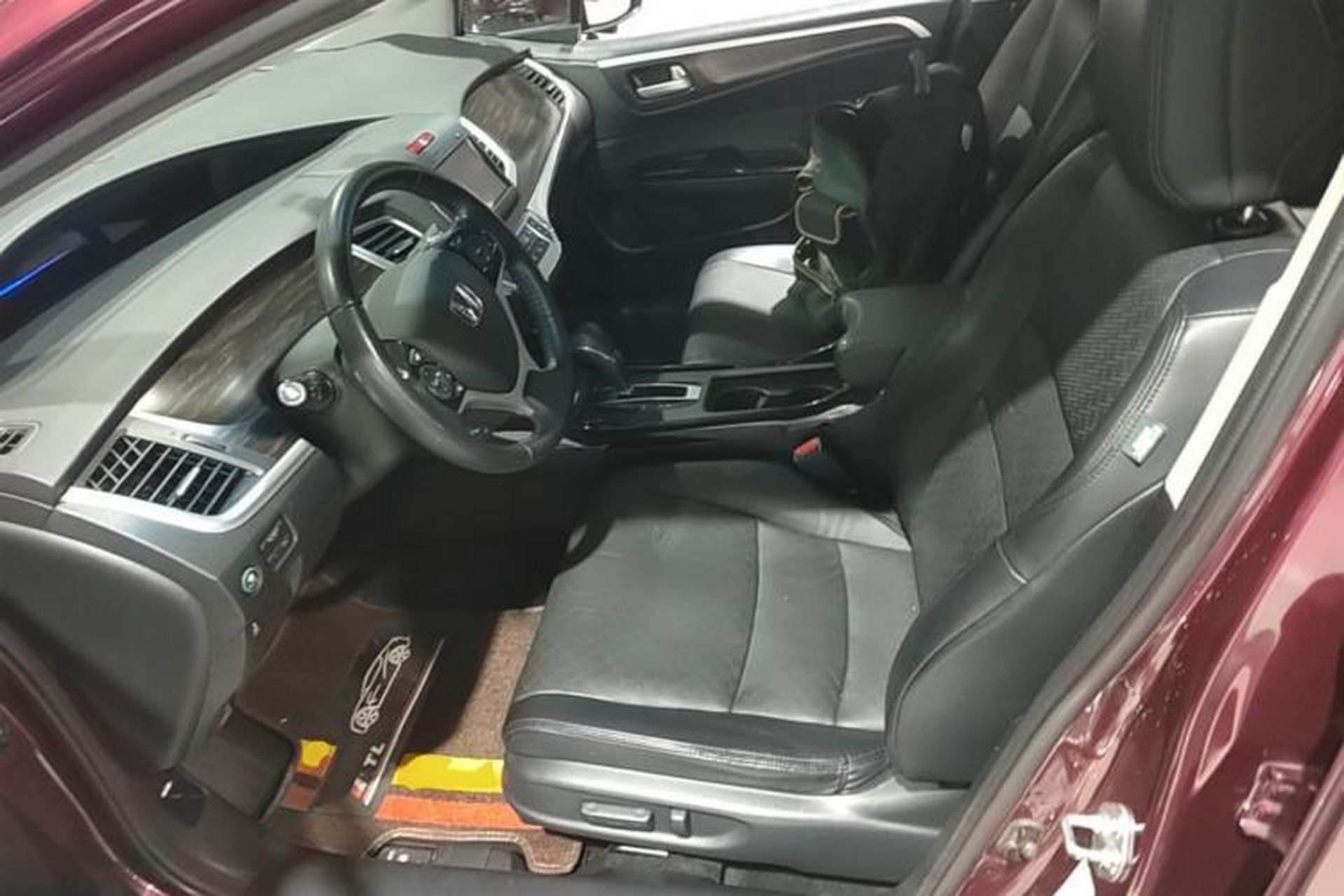 Used Honda Jade 2017 210 TURBO CVT Luxury Edition 5 Seats Left Front Seat