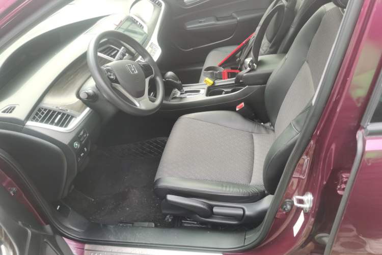 Used Honda Jade 2017 1.8L automatic Comfort version 5 seats Left Front Seat