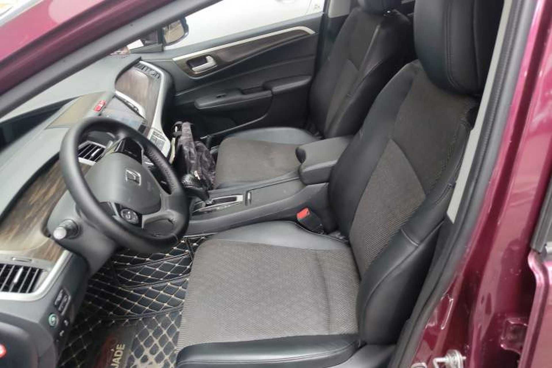 Used Honda Jade 2017 1.8L automatic Comfort version 5 seats Left Front Seat