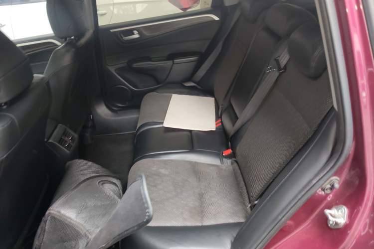Used Honda Jade 2017 1.8L automatic Comfort version 5 seats Left Rear Seat
