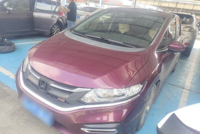Used Honda Jade 2017 1.8L automatic Comfort version 5 seats