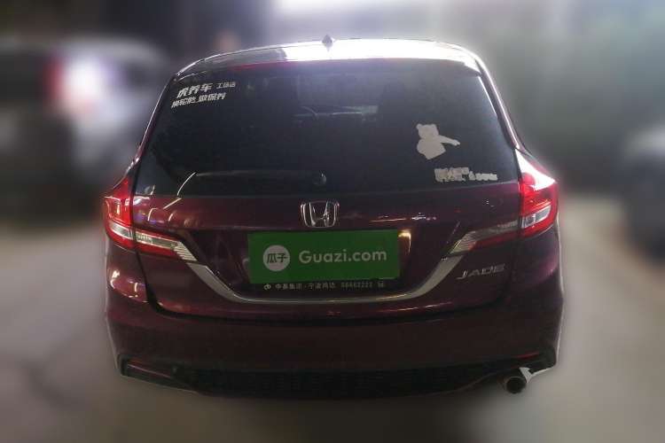 Used Honda Jade 2017 1.8L automatic Comfort version 5 seats Rear
