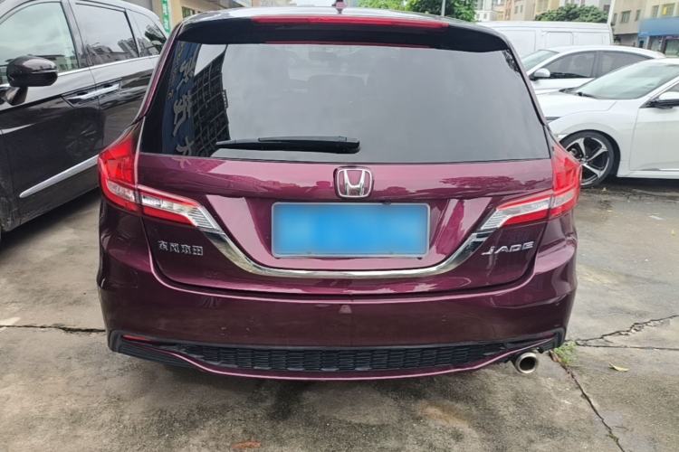 Used Honda Jade 2017 1.8L automatic Comfort version 5 seats Rear