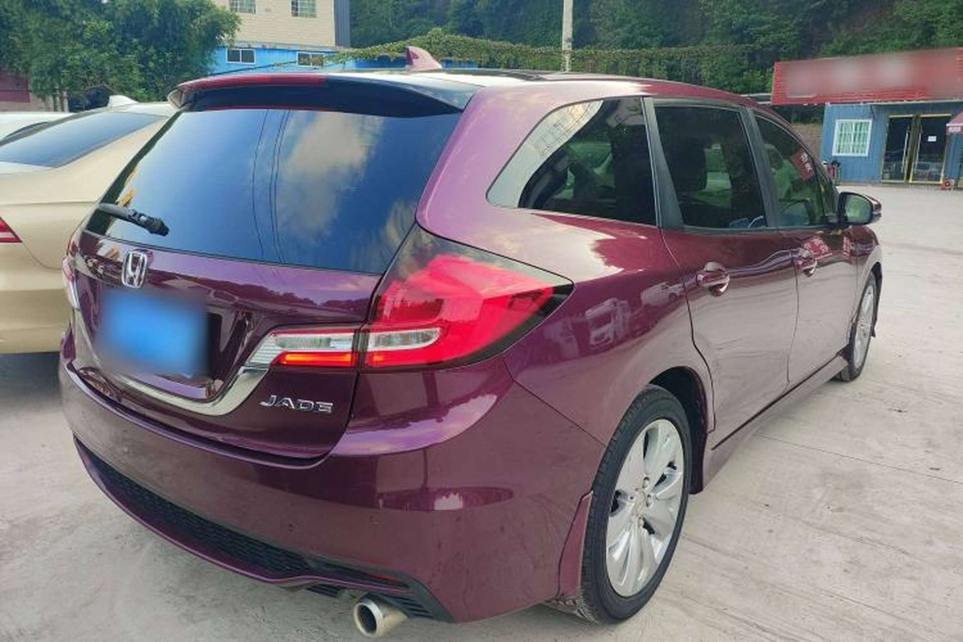 Used Honda Jade 2017 1.8L automatic Comfort version 5 seats Rear Right 45 Deg