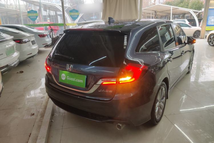 Used Honda Jade 2017 1.8L automatic Comfort version 5 seats Rear Right 45 Deg