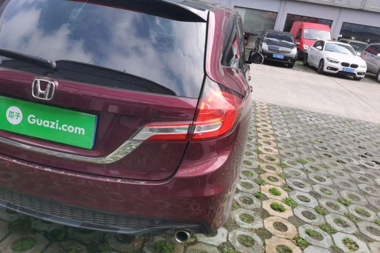Used Honda Jade 2017 1.8L automatic Comfort version 5 seats Right Rear Taillight