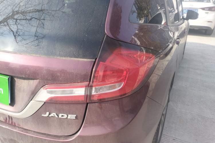 Used Honda Jade 2017 1.8L automatic Comfort version 5 seats Right Rear Taillight