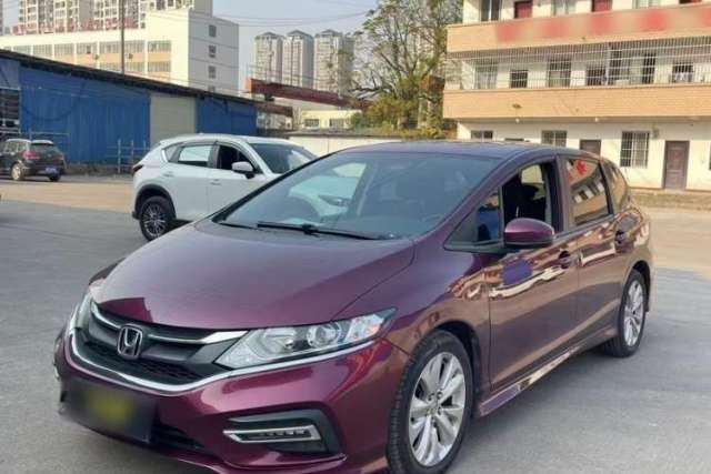 Used Honda Jade 2017 1.8L automatic Comfort version 5 seats