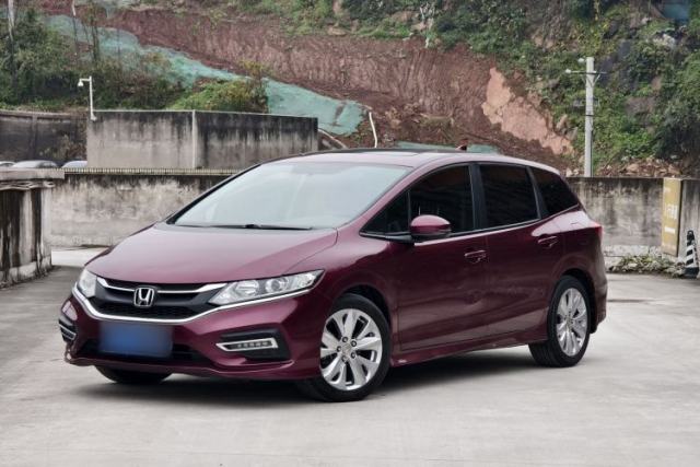 Used Honda Jade 2017 1.8L automatic Comfort version 5 seats