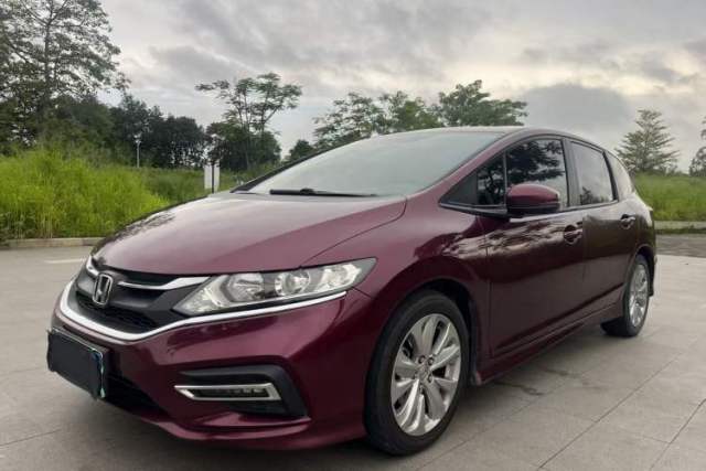Used Honda Jade 2017 1.8L automatic Comfort version 5 seats
