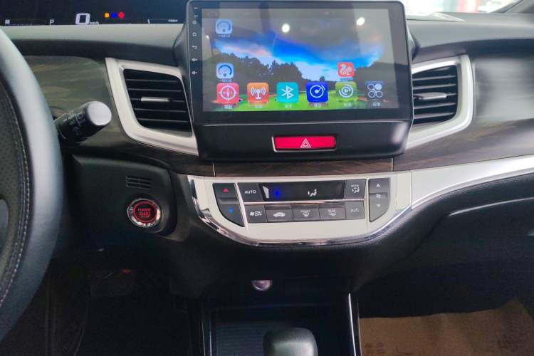 Used Honda Jade 2017 210TURBO CVT Fashion Edition 5-seater Audio And AC Panel